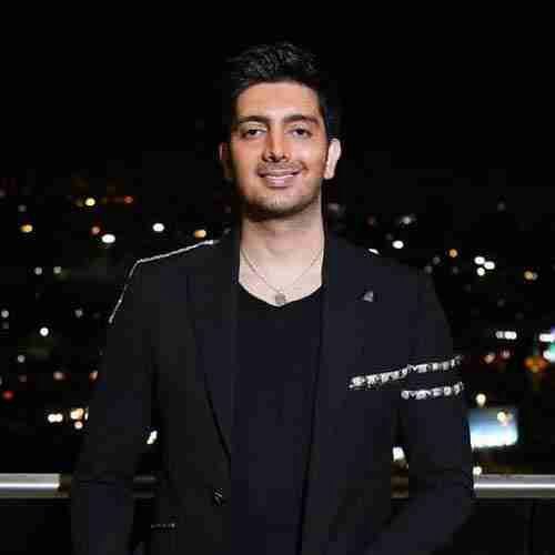  فرزاد فرزین بازیگر و خواننده مانکن شد