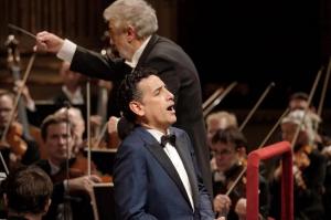 ارکستر فیلارمونیک وین روی صحنه رفت